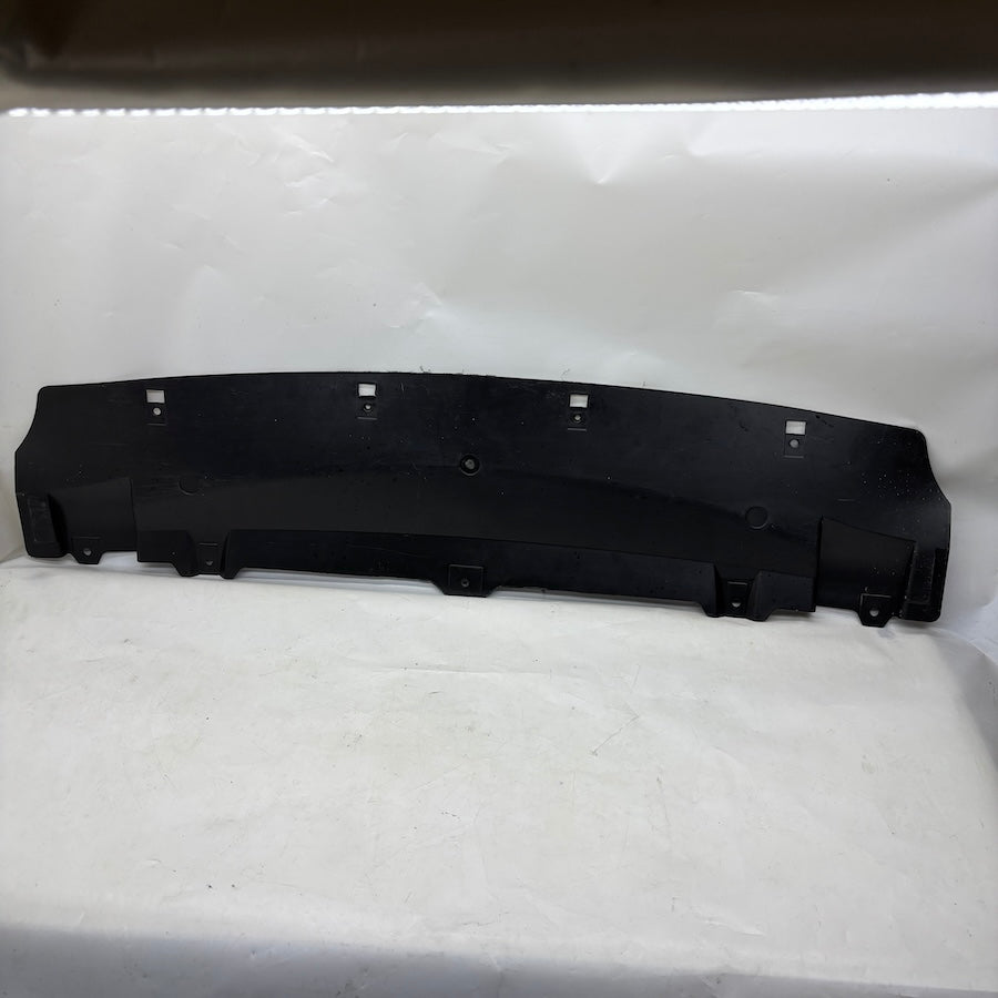 BMW F10 LCI Ön Tampon Alt Muhafaza 51767905276