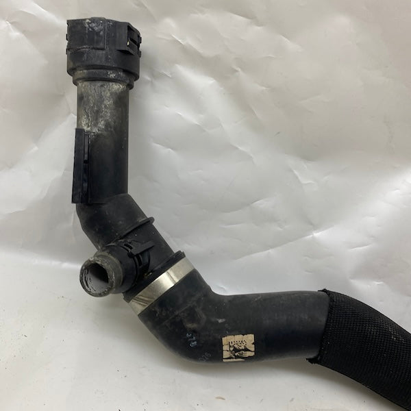 BMW F20 F30 F36 Motor Radyatör Su Hortumu Üst 17128602027-02
