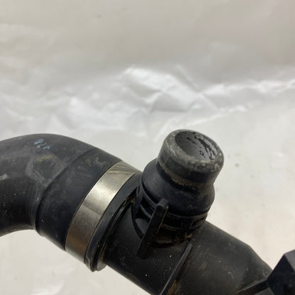 BMW F20 F30 F36 Motor Radyatör Su Hortumu Üst 17128602027-02