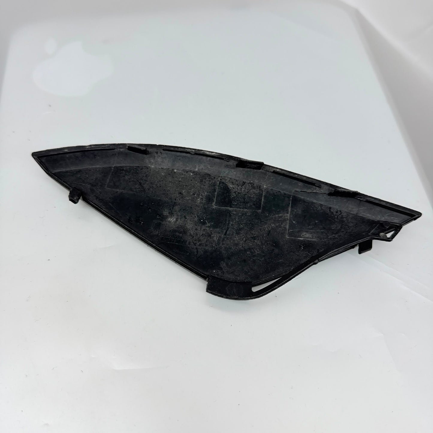 BMW X3 F25 Ön Çeki Demir Kapağı 51117338474