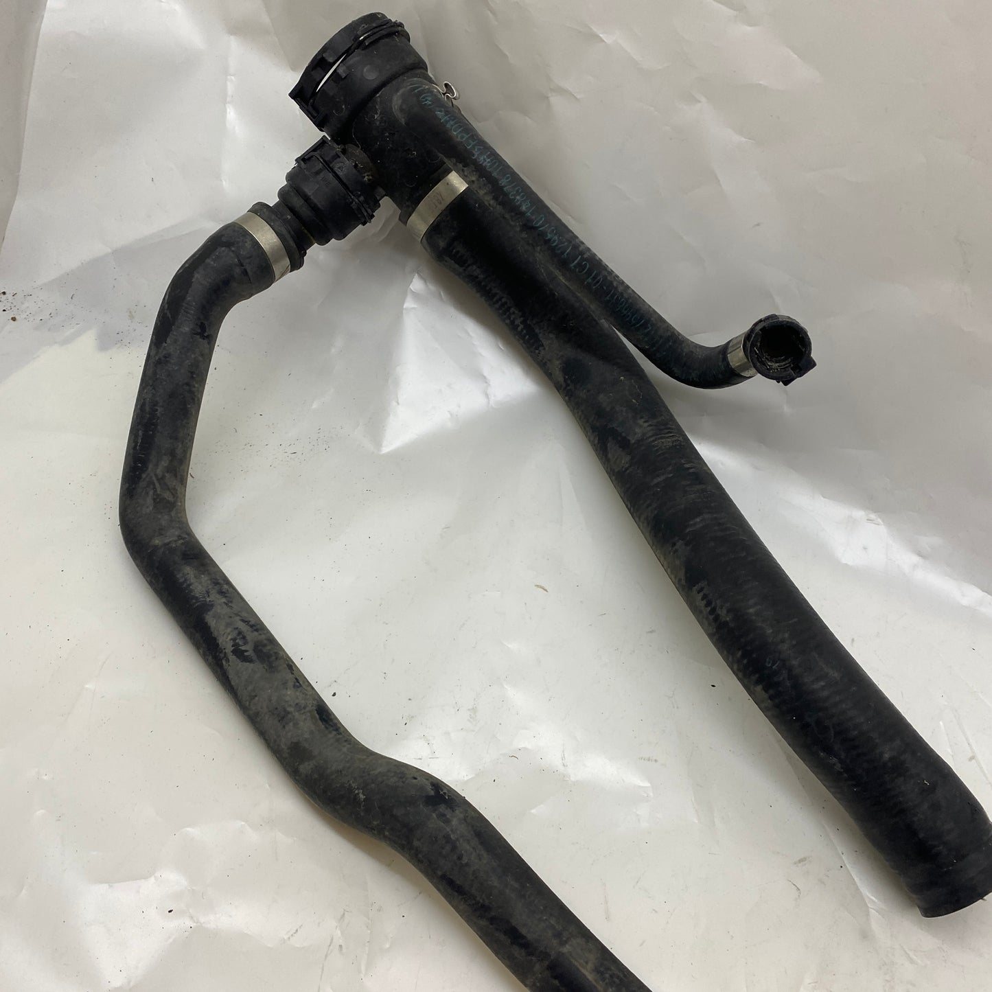 BMW F30 F20 N13 Motor Radyatör Su Hortumu 17127596832