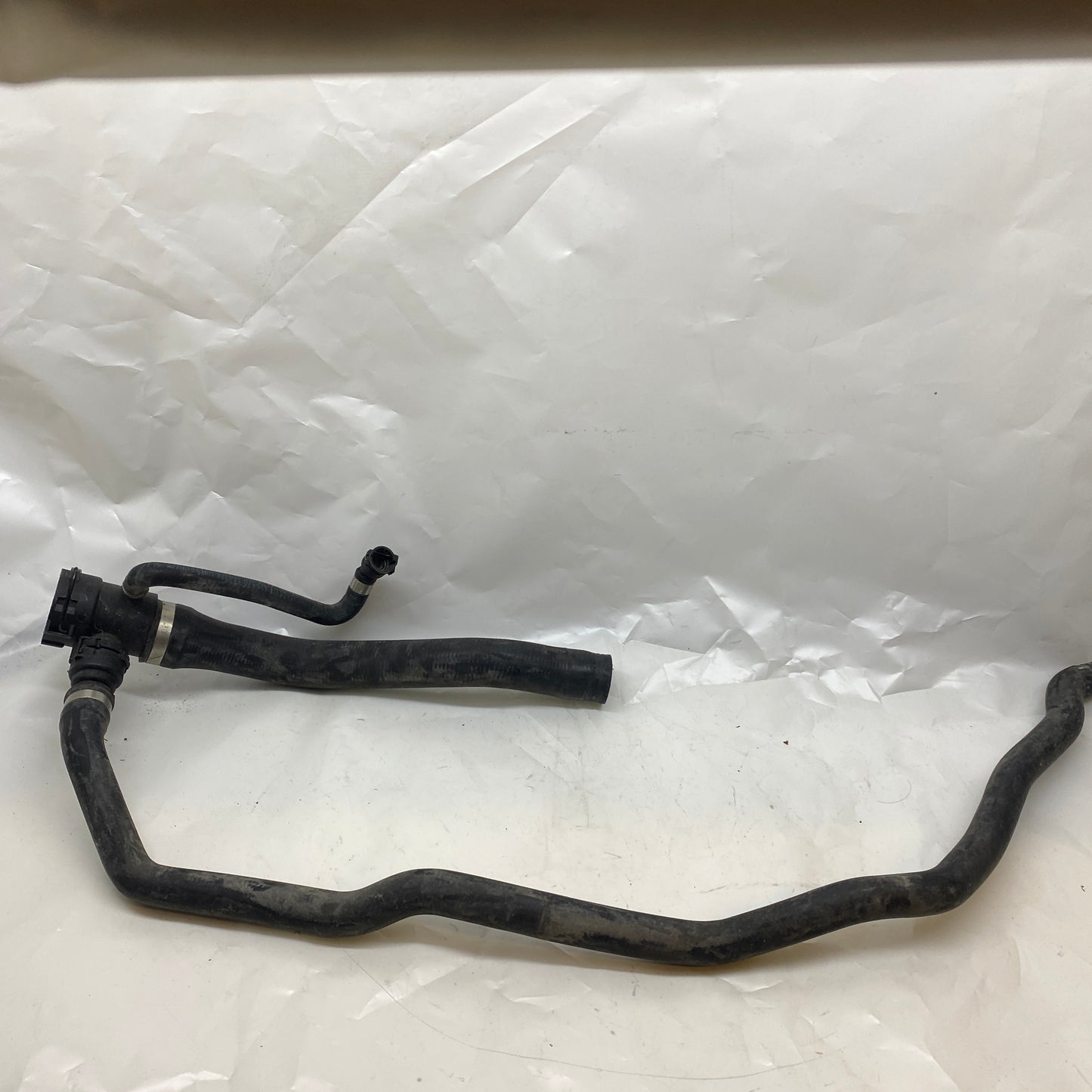 BMW F30 F20 N13 Motor Radyatör Su Hortumu 17127596832
