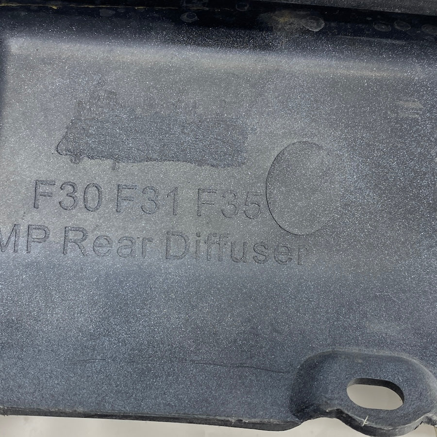 BMW F30 F31 Arka Tampon M Difüzörü