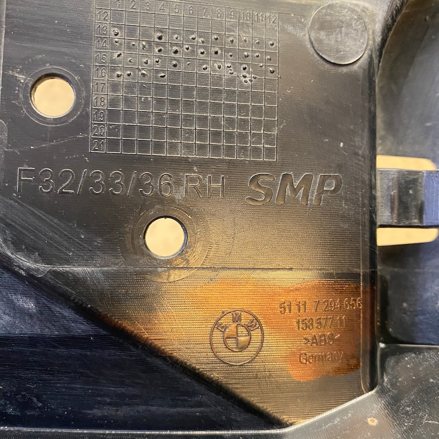 BMW F32 Sis Far Braketi 7294656