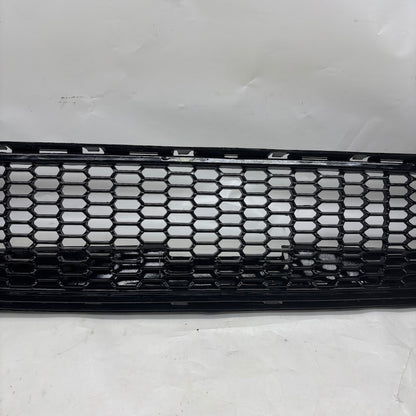 BMW F40 1 Radyatör Hava Kanalı 9448484 - En Uygun Oto Parça