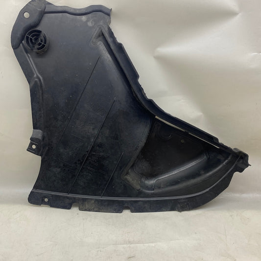BMW G11 G12 sol ön çamurluk iç bakaliti – 51757493367 orijinal çıkma