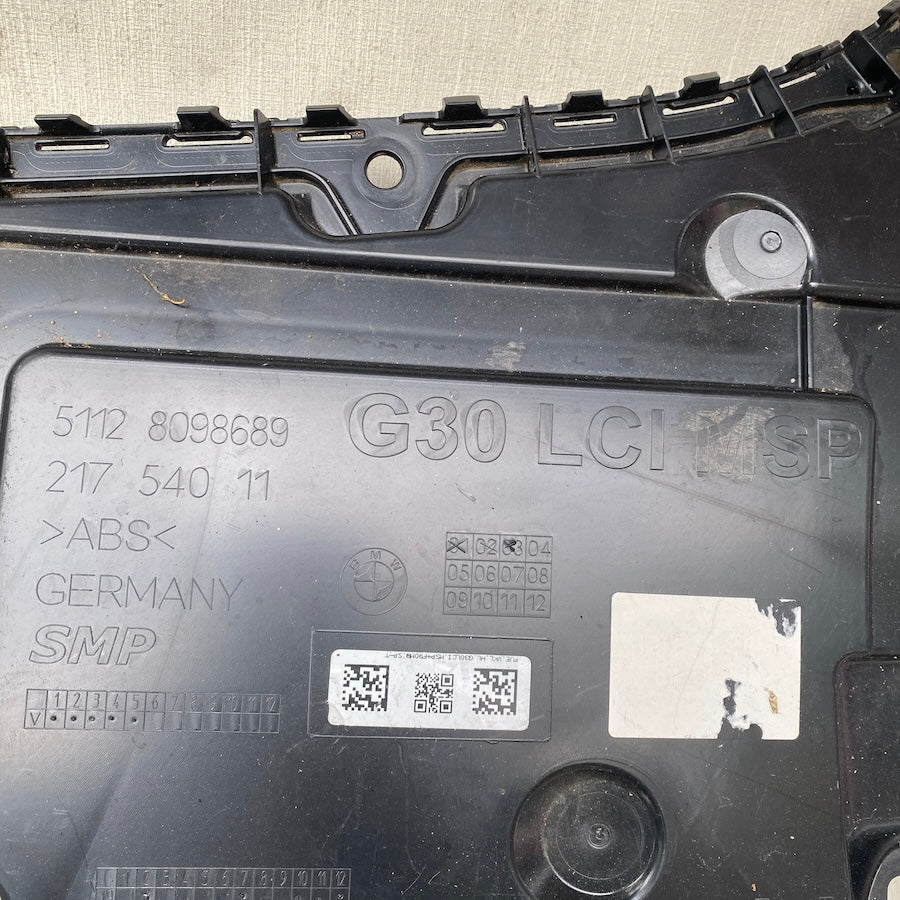 BMW G30 LCI Arka Tampon Braketi 51128098689