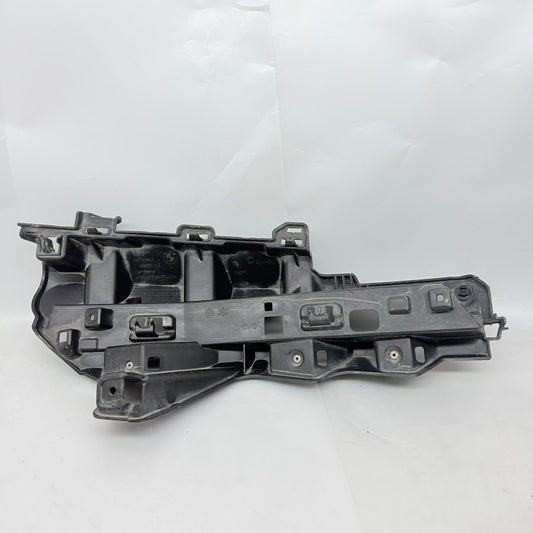 BMW iX I20 Arka Tampon Sağ Montaj Braketi 9878962 En Uygun Oto Parça