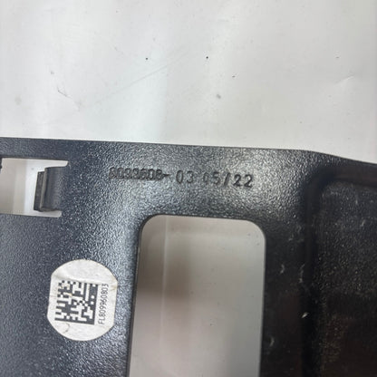 BMW M4 682 M3 680 Ön Sensör Braketi 8099608