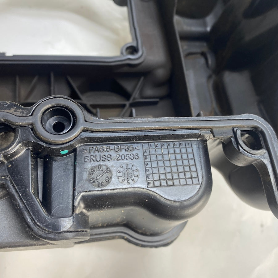BMW N20 Külbütör Kapağı Orijinal Çıkma 152658-12