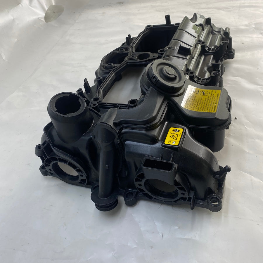 BMW N20 Külbütör Kapağı Orijinal Çıkma 152658-12