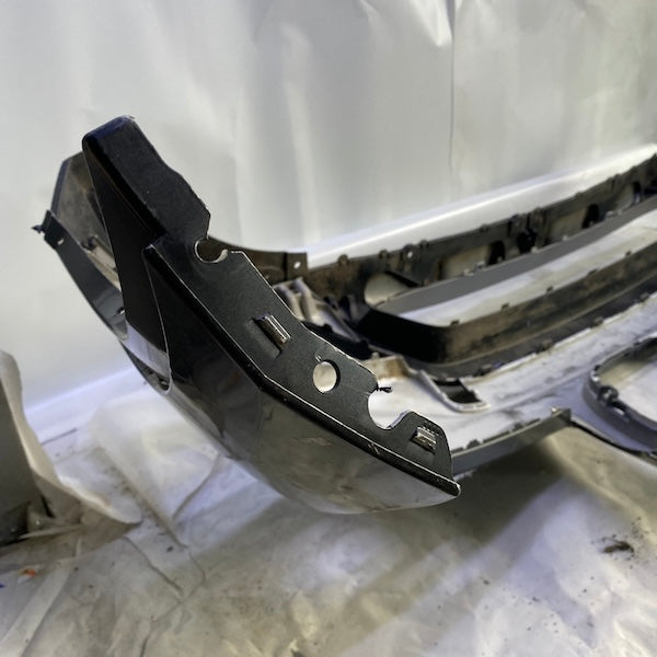 BMW X1 F48 Ön Tampon 09-15