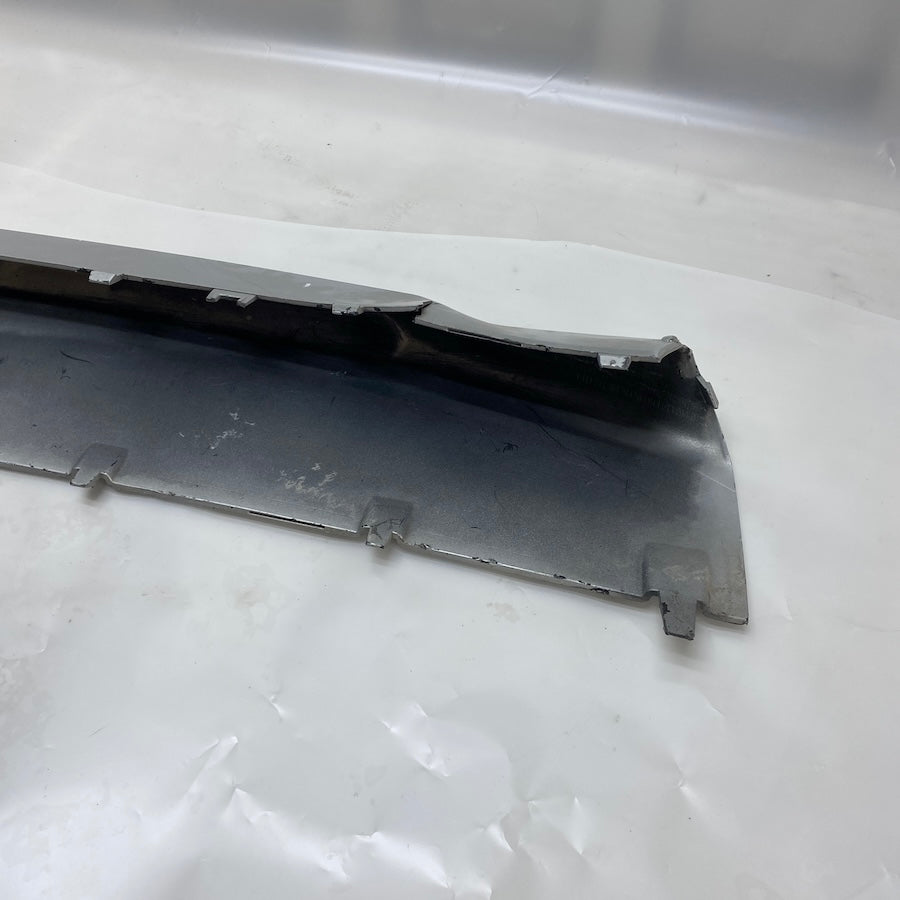 BMW X1 F48 Ön Tampon Alt Spoyler 5111-7383367