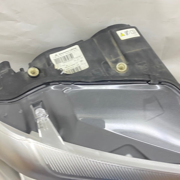 BMW X3 F25 Sağ Far 7400018-04 En Uygun Oto Parça