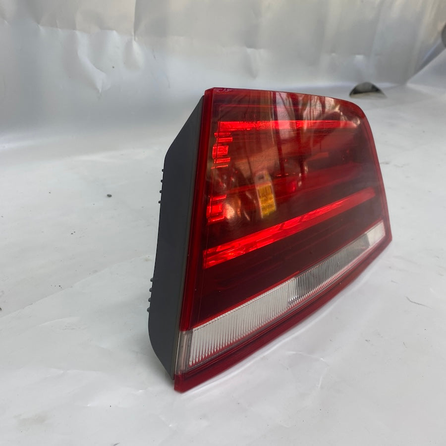 BMW X3 F25 Sağ İç Stop 7217314 - En Uygun Oto Parça