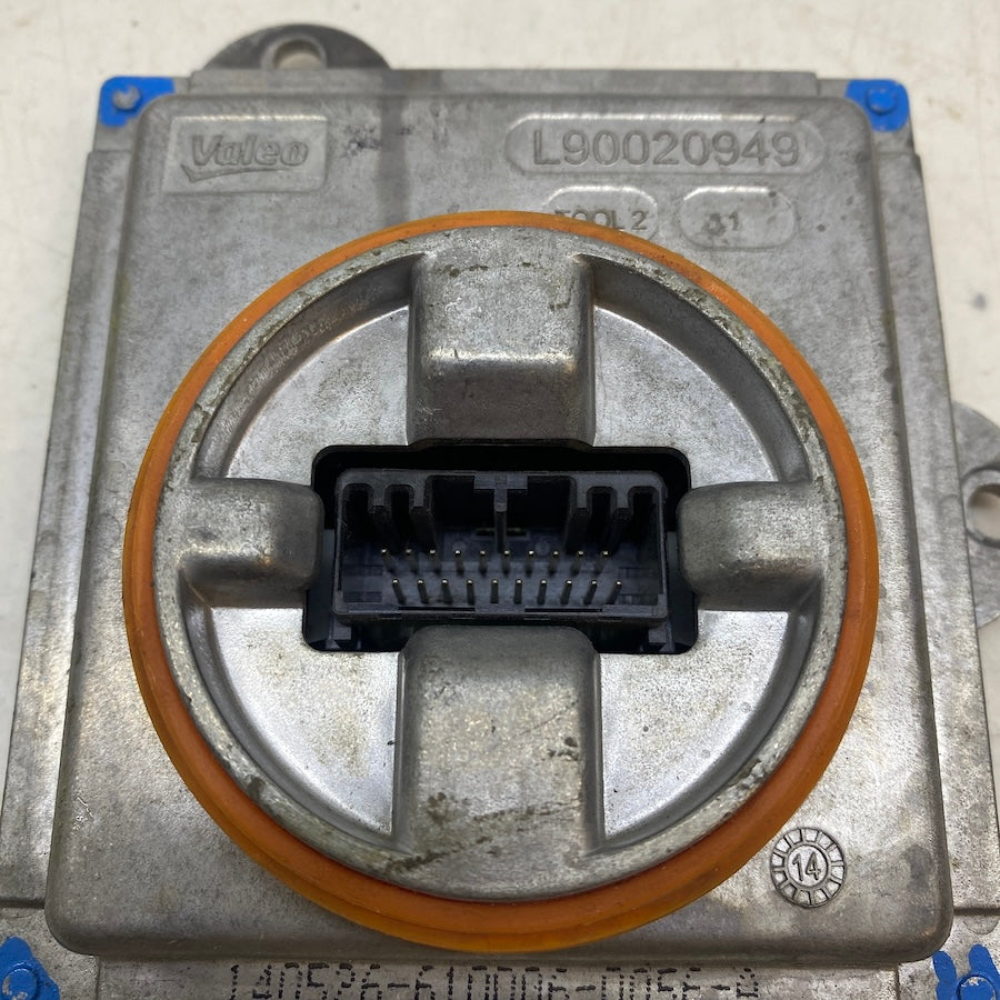 BMW Z4 ve X1 E84 LED far kontrol ünitesi – çıkma OEM modül, 7342174.