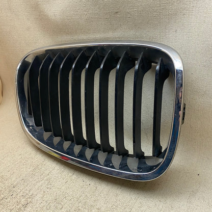 BMW 1 F20 F21 Ön Böbrek Izgarası 7239022