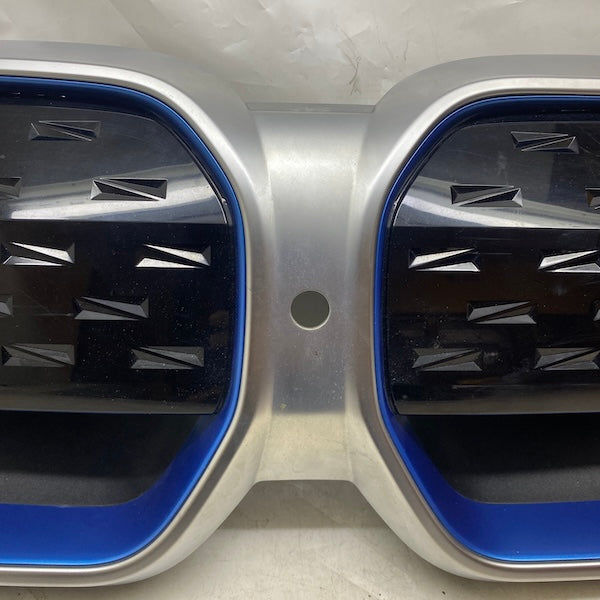 BMW iX3 G08 Ön Panjur/Böbrek 51119881798 Orijinal Çıkma En Uygun Oto Parça