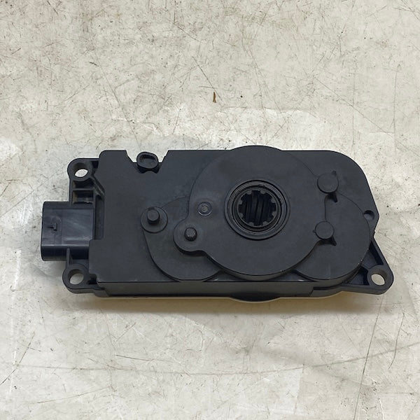 BMW iX3 G08/BMW 3 G20 Ön Havalandırma Klape Motoru 9464870-02 En Uygun Oto Parça