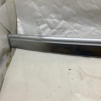 Cadillac Escalade Tahoe Yukon Kaput Çıtası 23438247 En Uygun Oto Parça