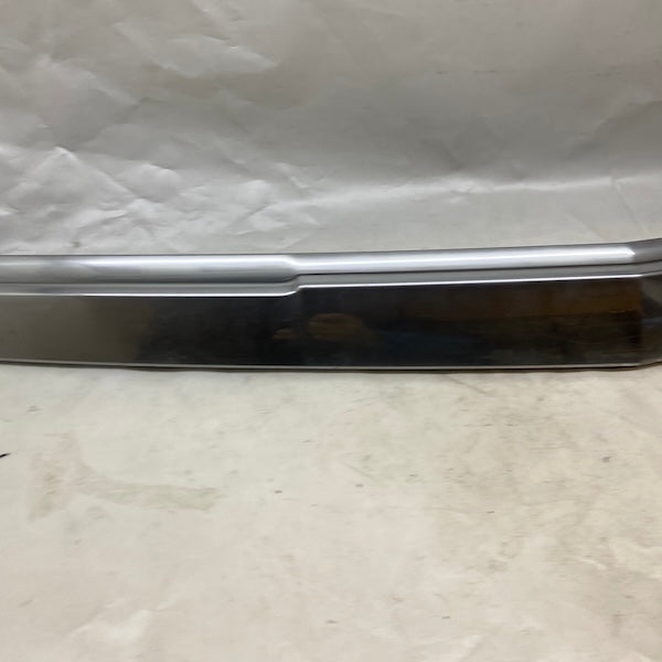 Cadillac Escalade Tahoe Yukon Kaput Çıtası 23438247 En Uygun Oto Parça