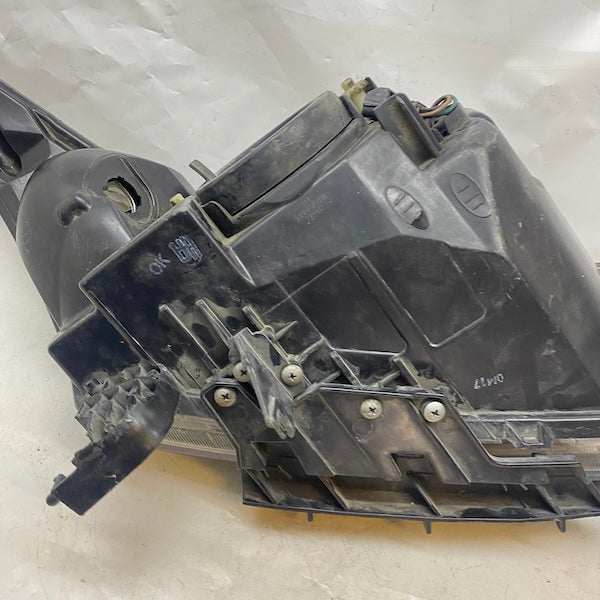 Chevrolet Cruze Sol Far Orijinal Çıkma En Uygun Oto Parça