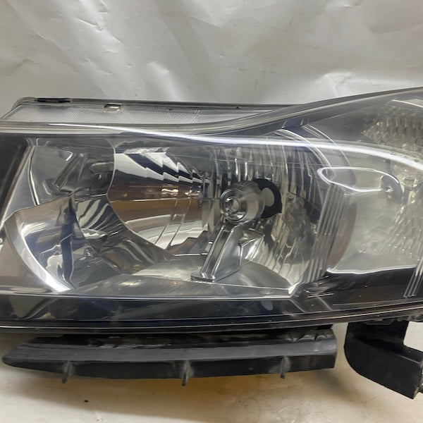 Chevrolet Cruze Sol Far Orijinal Çıkma En Uygun Oto Parça