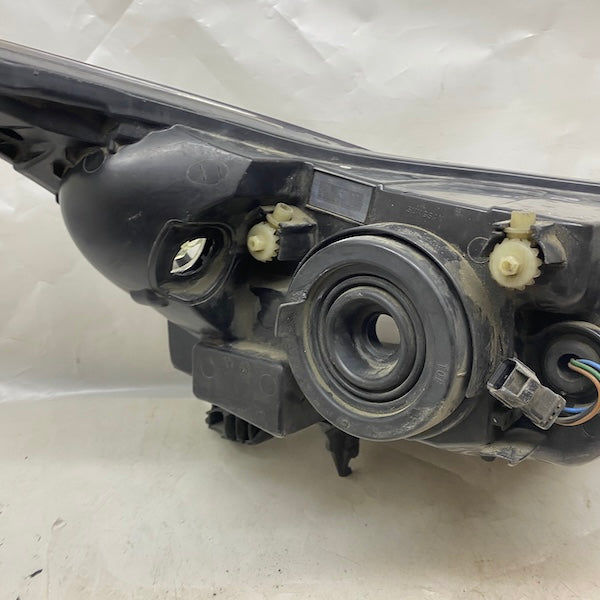 Chevrolet Cruze Sol Far Orijinal Çıkma En Uygun Oto Parça