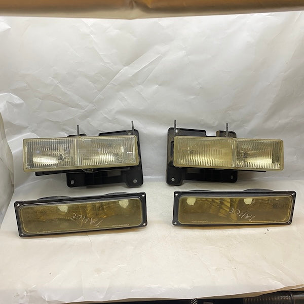 Chevrolet Tahoe Far Sağ/Sol 90-99 Orijinal Çıkma En Uygun Oto Parça