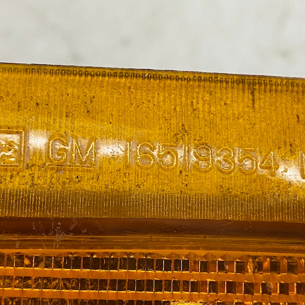 Chevrolet Tahoe Sinyal/Reflektör 94-98 16519358 Çıkma En Uygun Oto Parça