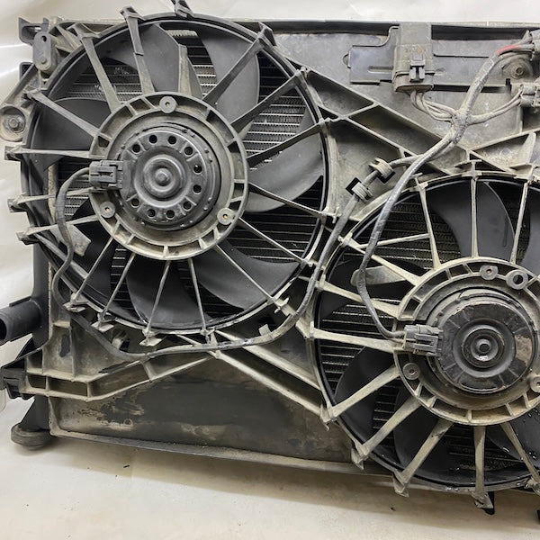 Chrysler 300C 2.7/3.0 Radyatör Takımı Orijinal Çıkma En Uygun Oto Parça