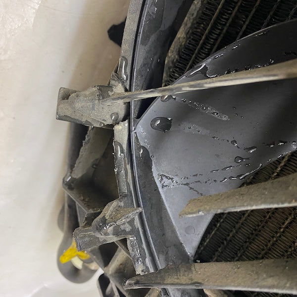 Chrysler 300C 2.7/3.0 Radyatör Takımı Orijinal Çıkma En Uygun Oto Parça