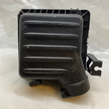 Chrysler 300C 3.0 CRD Hava Filtre Kutusu 0111018A