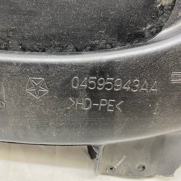 Chrysler 300C Kalorifer Hava Borusu 04595943AA 05-10