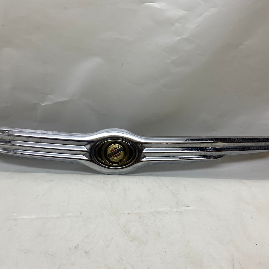 Chrysler Voyoger Ön Panjur Çıtası 55370000AA