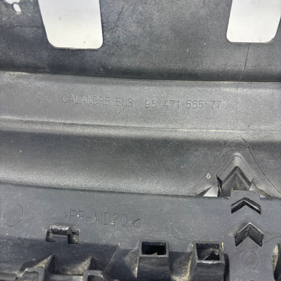 Citroen C3 Ön Panjur 9647156780