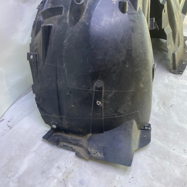 Citroen DS7 Ön Sol Çamurluk Davlumbazı 9822313680