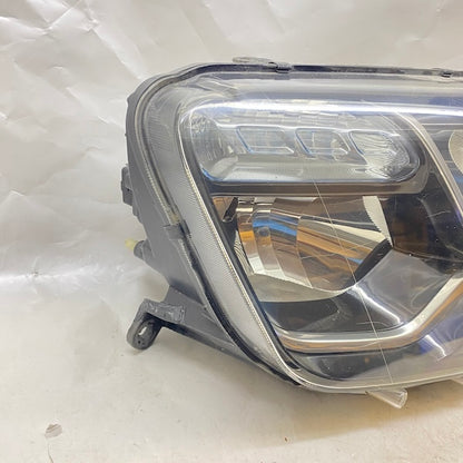 Dacia Duster Sağ Far Halojen 13-17 260105828 Orijinal Çıkma En Uygun Oto Parça