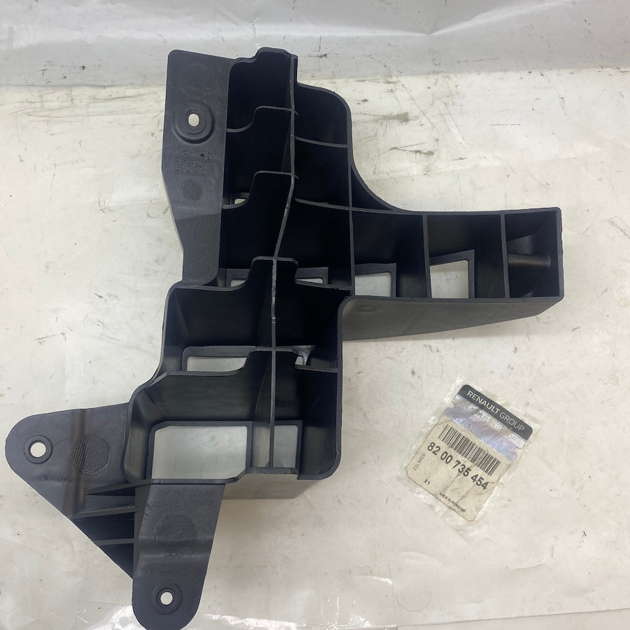 Dacia Sandero Logan Arka Tampon Taşıyıcı 82007335454