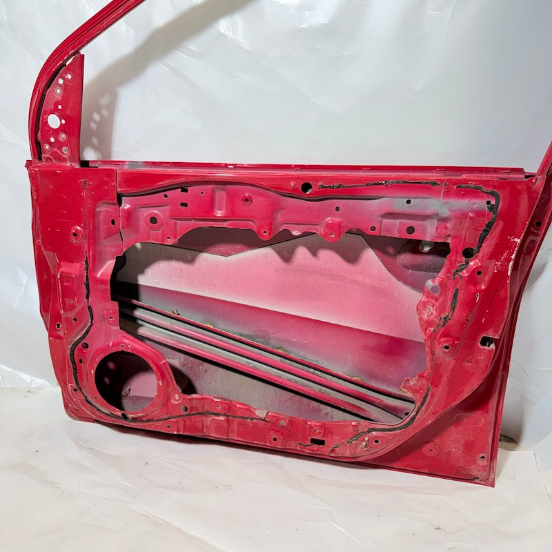 Daihatsu Cuore Sağ Ön Kapı En Uygun Oto Parça