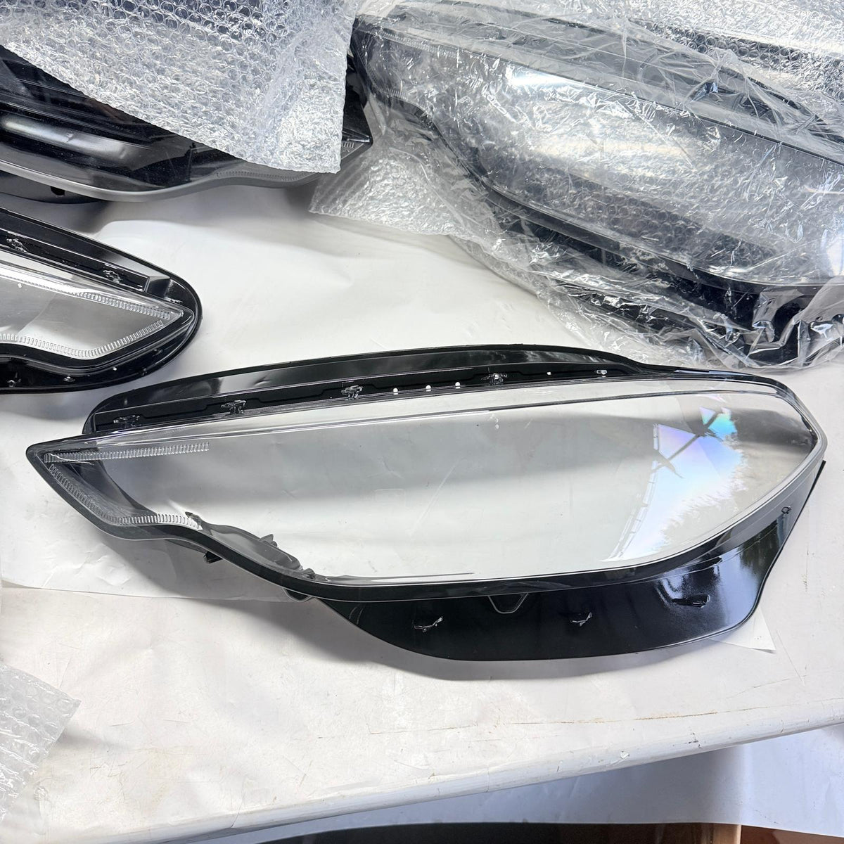 Fiat Egea Sol Ön Far Camı LED'siz Model En Uygun Oto Parça