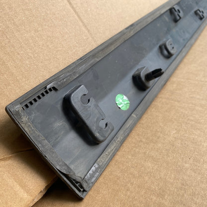 FORD Courier Ön Sol Kapı Çıtası Mat ET76-29427
