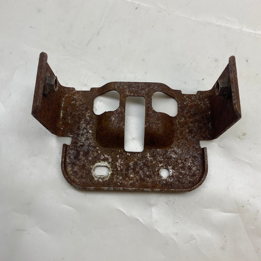 FORD Courier Orta Konsol Braketi ET76-A045B32-AA