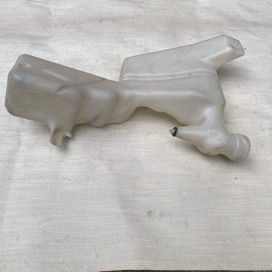 FORD Courier Silecek Suyu Deposu ET76-17B613-AF