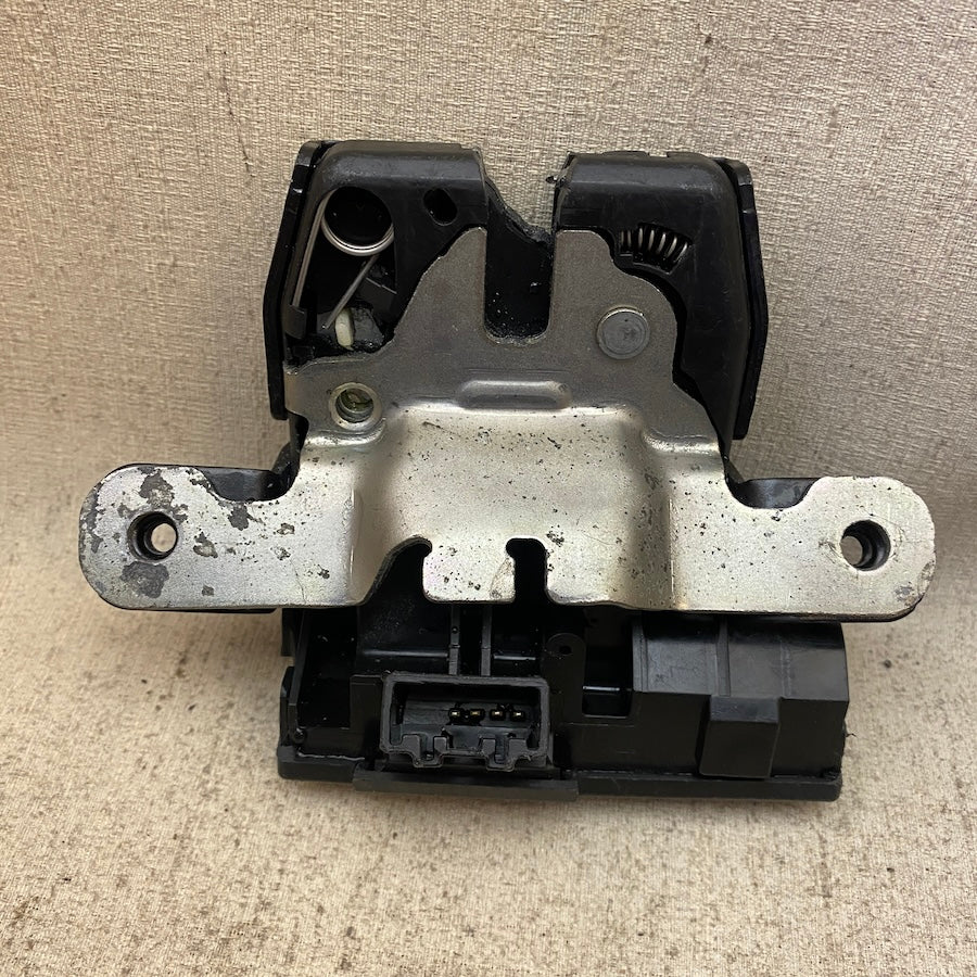 FORD Fiesta Bagaj Kilidi d3d0b 730143
