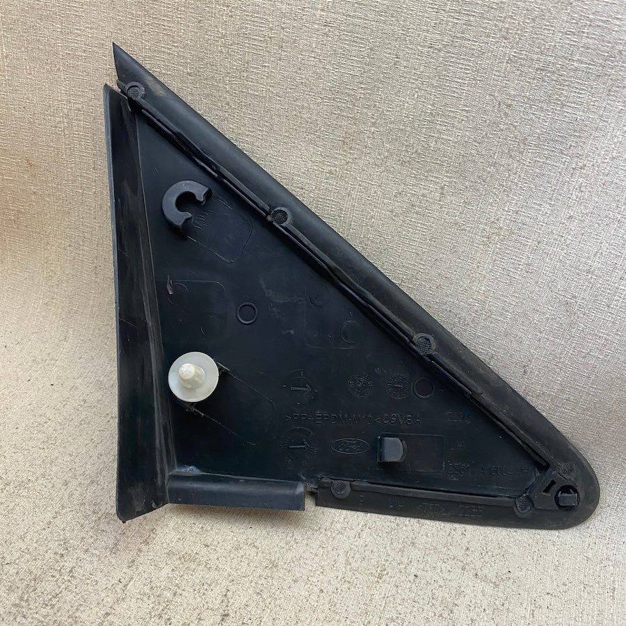FORD Fiesta Dış Dikiz Ayna Üçgen Kapağı 2S61 A16004A
