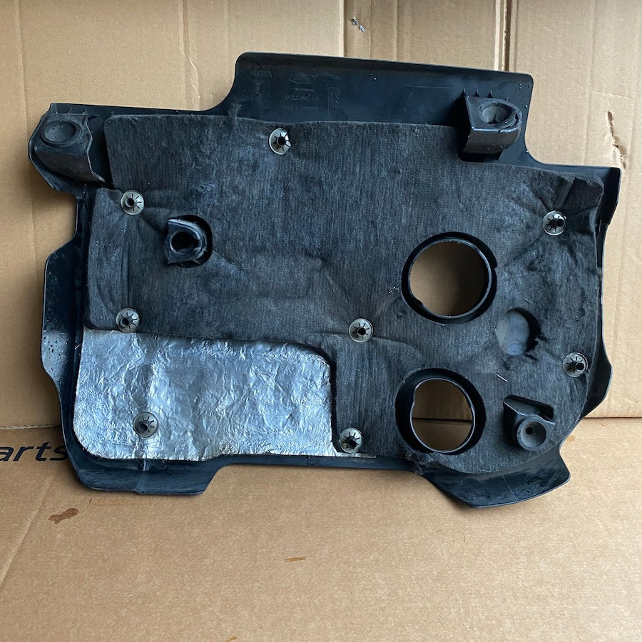 FORD Fiesta Motor Üst Kapağı AV2Q-6N041-B
