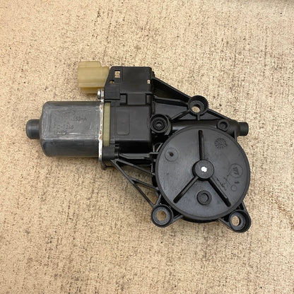 FORD Fiesta Ön Sağ Cam Motoru 8A61-14553-A