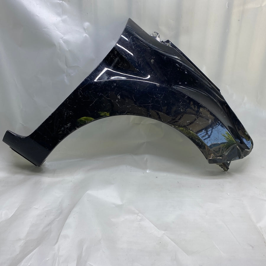 FORD Fiesta Ön Sağ Çamurluk 2008-2015 Orijinal Çıkma