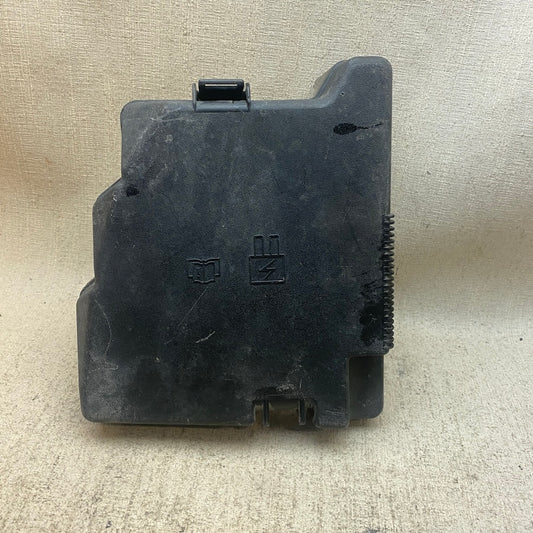 FORD Fiesta Sigorta Kutu Kapağı AE8T-14A003-AA